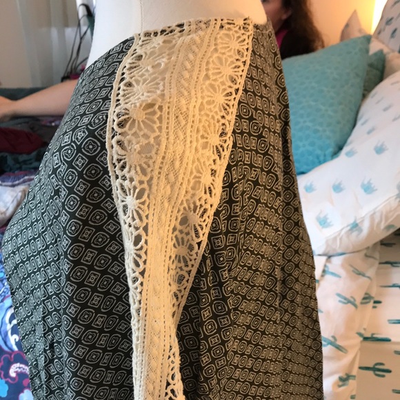 Top - Picture 4 of 4